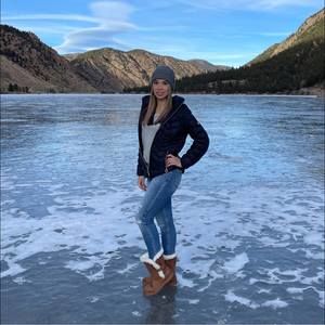 Meet your Posher, Iris